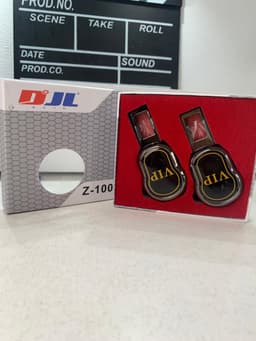 Attache Ceinture pour voiture 2Pcs Design VIP 4
